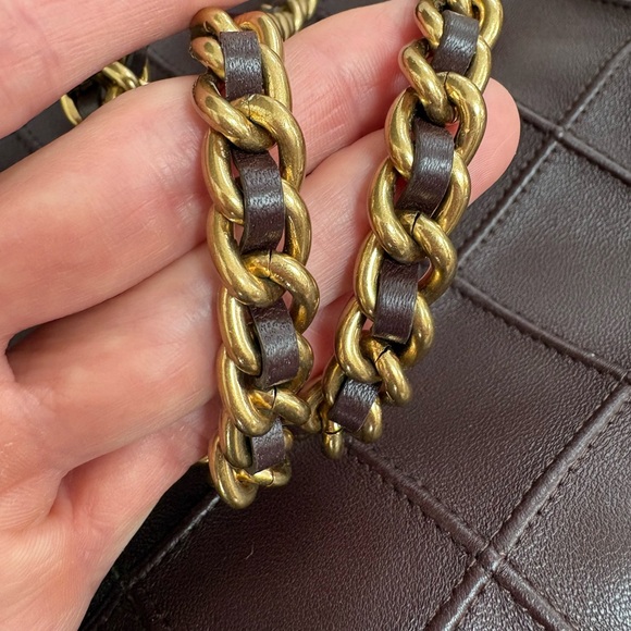 Tory Burch large Flemming hobo plum gold purse quilted EUC - Picture 3 of 14